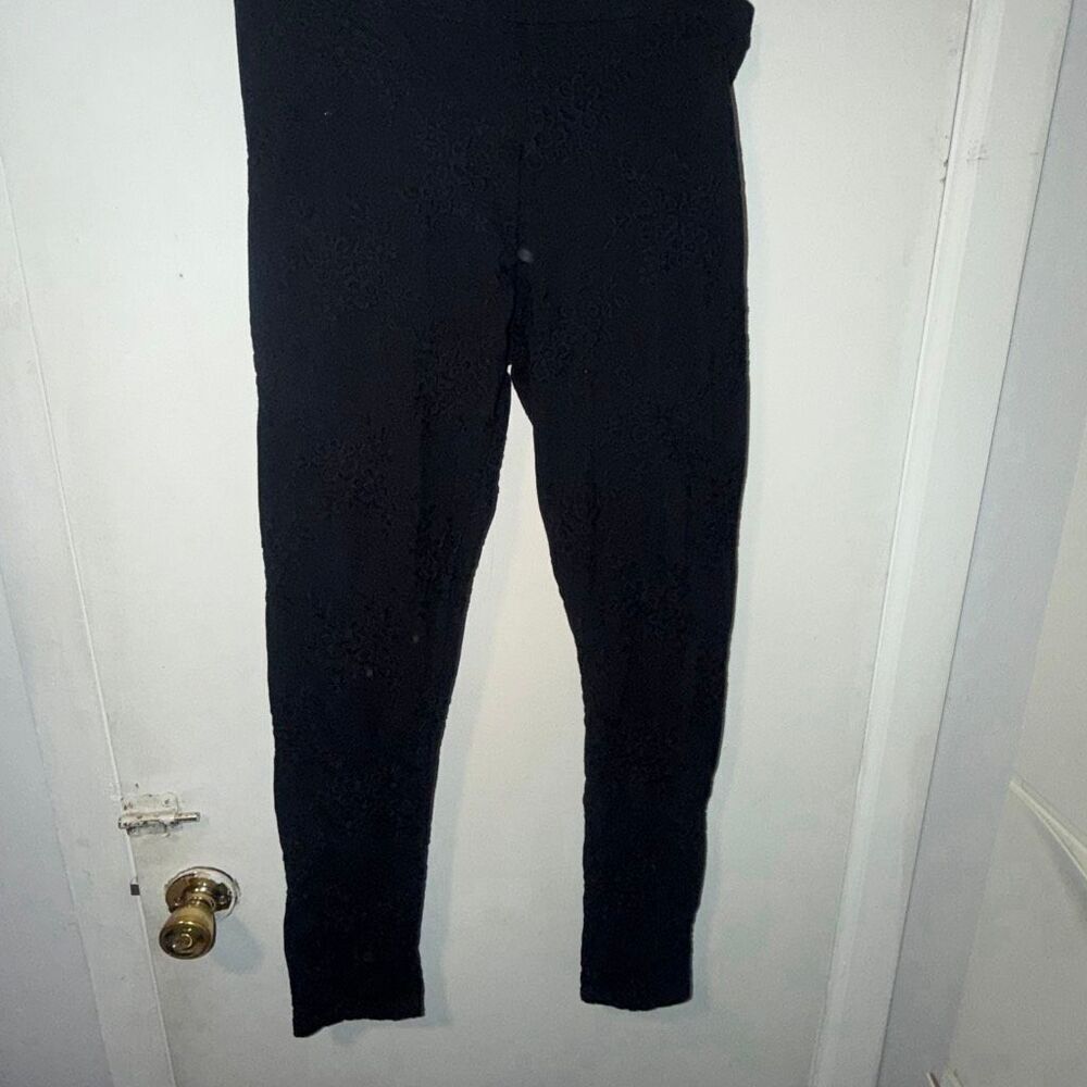 JOHNNY WAS Black Cotton Stretch Leggings with Black Floral Embroidery-S